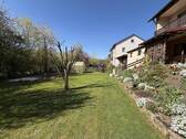 Viel Grün und Privatsphäre - Mehrfamilienhaus, Wohnhaus mit 208,00 m&sup2; in Velburg zum Kaufen