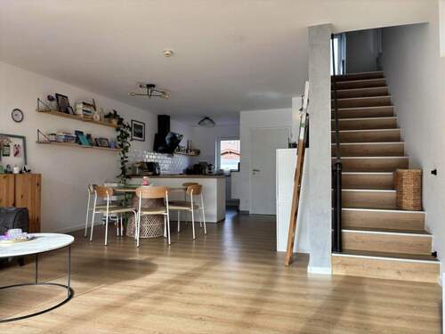 Wohnzimmer - Reihenmittelhaus mit 130,00 m² in Grefrath zum Kaufen