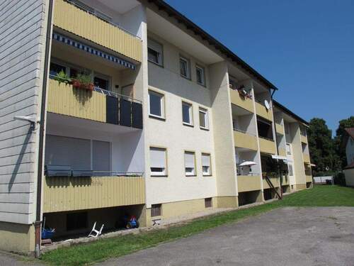 Außenansicht - 2 Zimmer Etagenwohnung zum Kaufen in Altötting