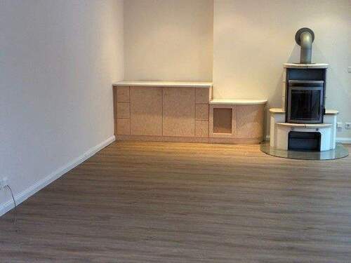 Wohnzimmer.jpg - 4 Zimmer Mehrfamilienhaus, Wohnhaus zum Kaufen in Norderstedt