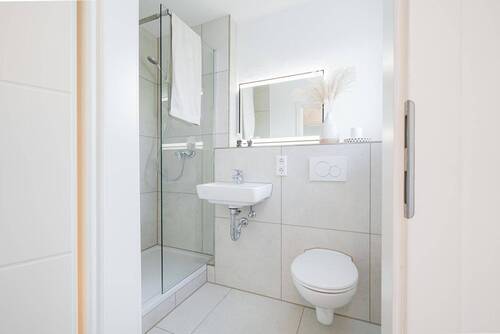 Gästebad mit Dusche_EG - 