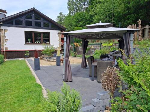 LE Terrasse mit Nordgiebel (002) - 6 Zimmer Einfamilienhaus in Lemgo