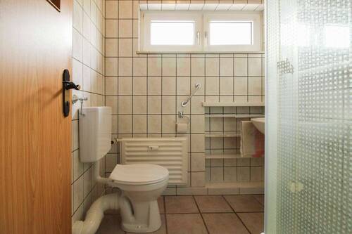 Badezimmer 1. OG - 