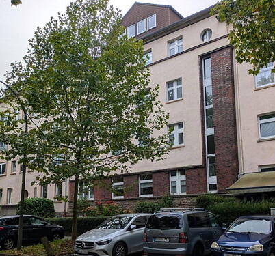 Außenansicht (EG) - Herrschaftliche Altbauwohnung in bester Lage (Kreuzviertel)
