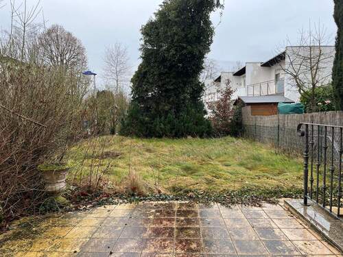 Garten - 3 Zimmer Reihenendhaus in Langen