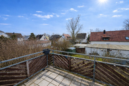 Ausblick vom Balkon - Etagenwohnung mit 79,00 m&sup2; in Dachau zum Kaufen