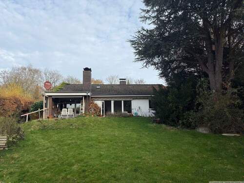 Einfamilienhaus Altbestand - 5 Zimmer Einfamilienhaus zum Kaufen in Heikendorf