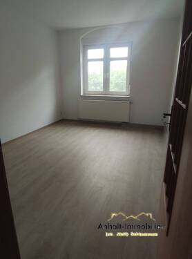 Wohnen - 2 Zimmer Etagenwohnung zur Miete in Delitzsch