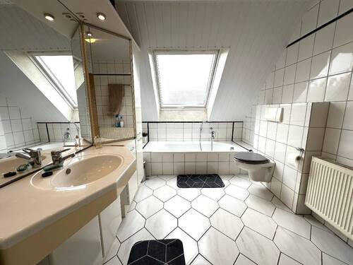 Bad Dachgeschoss - 