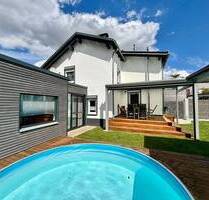 Wellness-Oase in Benningen - Silvolles Refugium mit Kamin, Pool & Jacuzzi, Terrasse und Garten