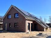 Giebelansicht - Reihenendhaus mit 97,90 m&sup2; in Kutenholz zur Miete