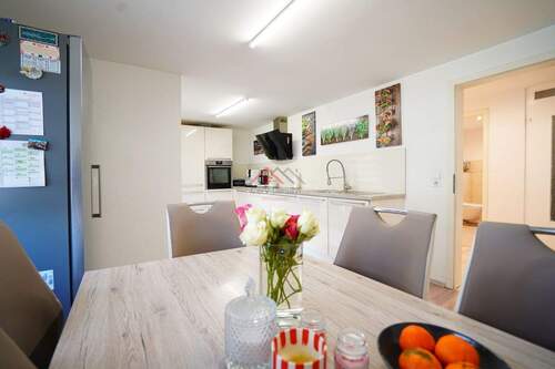 Küche mit Balkonzugang - Einfamilienhaus mit 202,00 m&sup2; in Tuttlingen / Nendingen zum Kaufen