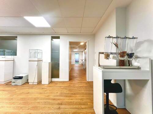 Eingangsbereich - perfekter Startpunkt für Kundenerlebnisse - 