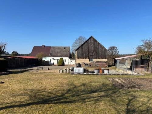Anwesen - Einfamilienhaus mit 120,00 m&sup2; in Feldberger Seenlandschaft zum Kaufen
