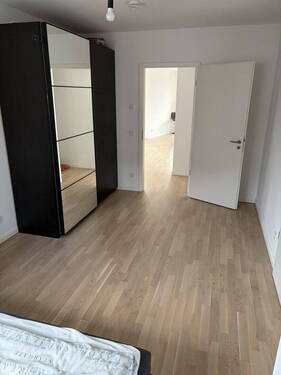 Zimmer 1 mit Bad-en-Suite - 4 Zimmer Etagenwohnung zum Kaufen in Hamburg