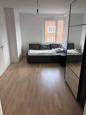 Zimmer 1 mit Bad-en-Suite - 4 Zimmer Etagenwohnung in Hamburg