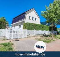 Einfamilienhaus in begehrter Lage von Teltow: Garten, Wintergarten & umfangreichen Modernisierungen