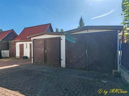 Garagen - 3 Zimmer Doppelhaushälfte in Hainichen