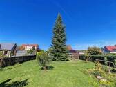 Weitläufiges Gartengrundstück - Doppelhaushälfte mit 95,00 m² in Hainichen zum Kaufen
