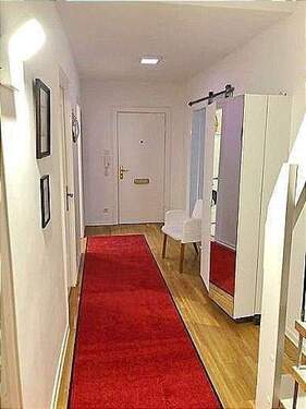 schöner Flurbereich - 4 Zimmer Etagenwohnung zum Kaufen in Hamburg