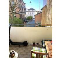 Lichtdurchflutete 4-Zimmer-Stadtwohnung in ruhiger Lage - Ulm Mitte, mit Erbbaurecht