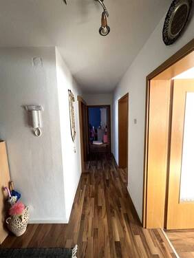 Eingangsbereich - 4 Zimmer Etagenwohnung zum Kaufen in Ulm
