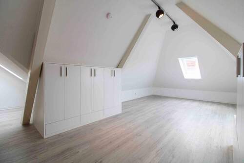 Schlafzimmer 3.OG (5) - Einfamilienhaus in Oberursel (Taunus) zum Kaufen