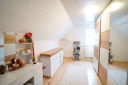 Büro oder Ankleidezimmer - 