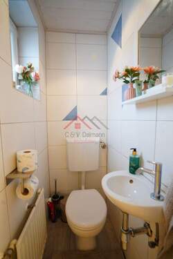 Gäste WC - 4 Zimmer Doppelhaushälfte in Tuttlingen / Nendingen