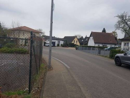 Seitenstrasse - Garage, Stellplatz in Köln