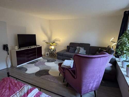 Wohn- und Schlafzimmer (4).JPG - 