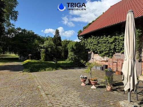 Terrasse mit Blick in den Garten - 6 Zimmer Einfamilienhaus in Werther / Kleinwechsungen