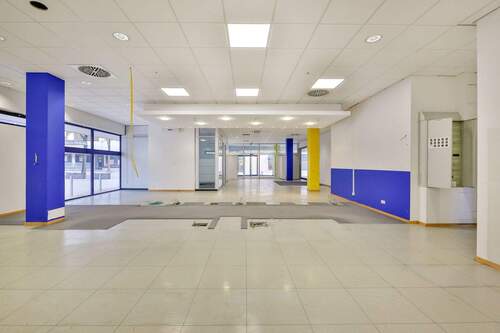Gewerbefläche - Büro mit 285,00 m&sup2; in Mühlacker zur Miete