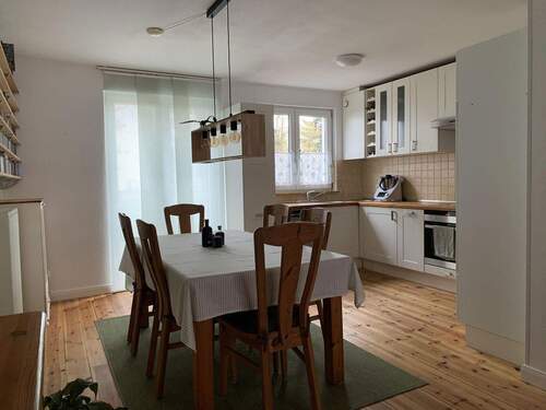 Essbereich und Küche - 