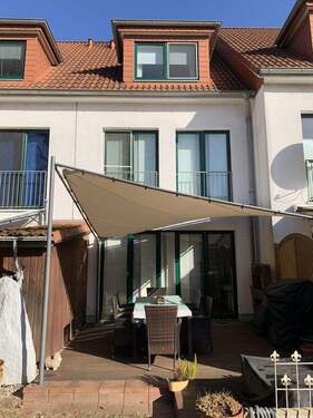 Gartenansicht Haus - 6 Zimmer Reihenmittelhaus zum Kaufen in Hamburg