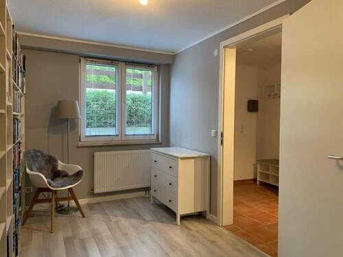 Gäste-/Arbeitszimmer - 