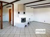 EG Wohnzimmer mit Kaminofen.jpg - 