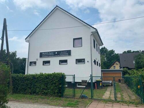 Zufahrt Wohnbereich - Mehrfamilienhaus, Wohnhaus zum Kaufen in Berlin