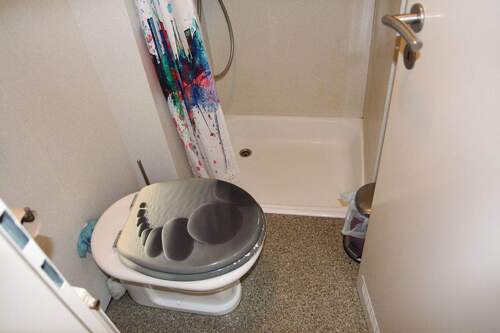 KLEINES DUSCHBAD - 