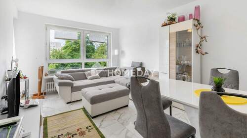 Wohnzimmer 1 - 2 Zimmer Etagenwohnung in Frankfurt am Main