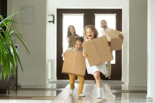 direkt einziehen - Einfamilienhaus mit 152,00 m&sup2; in Sulzfeld zum Kaufen