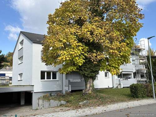Hausansicht - 3 Zimmer Etagenwohnung zur Miete in Singen