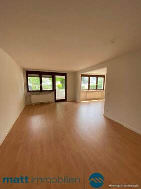 Wohnen - 3 Zimmer Etagenwohnung in Singen