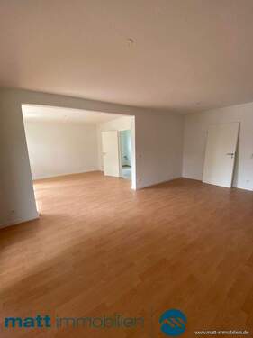 Wohn-Essraum - Etagenwohnung mit 107,00 m² in Singen zur Miete