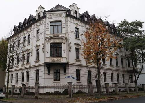 Haus - Vorderansicht.jpg - Stilvolle Altbauwohnung in Leipzig-Gohlis-Süd – 3 Zimmer mit Erker & Stellplatz