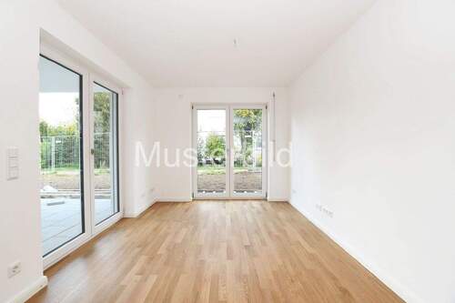 Wohnbereich - 8 Zimmer Etagenwohnung zur Miete in München