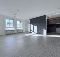 Urbaner Stil, offener Schnitt: 3 Zimmer mit Loggia, TG & Keller - sofort frei - Roth