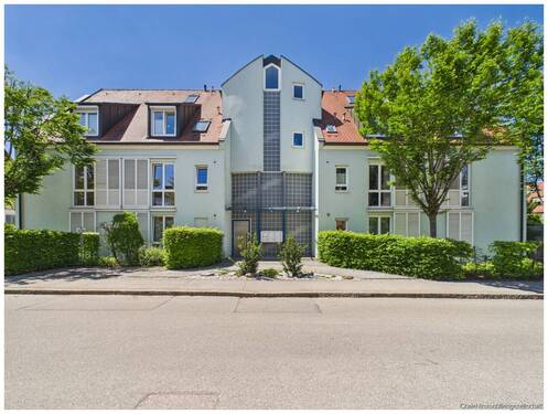 Ansicht Haus - 3 Zimmer Etagenwohnung zum Kaufen in Dachau