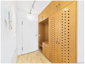 Eingansbereich mit Einbauschrank - 