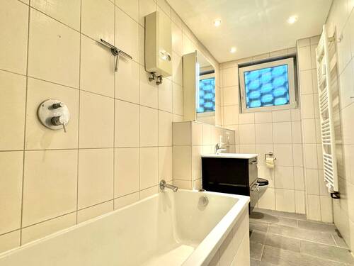 Tageslicht-Wannenbad - 